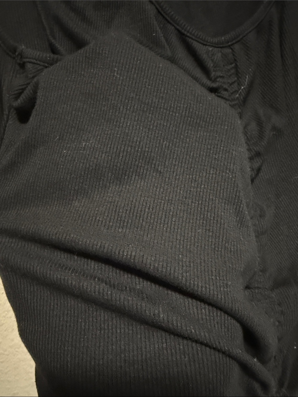 Women's Black Ruched Drawstring Tank Top - Picture 3 of 5
